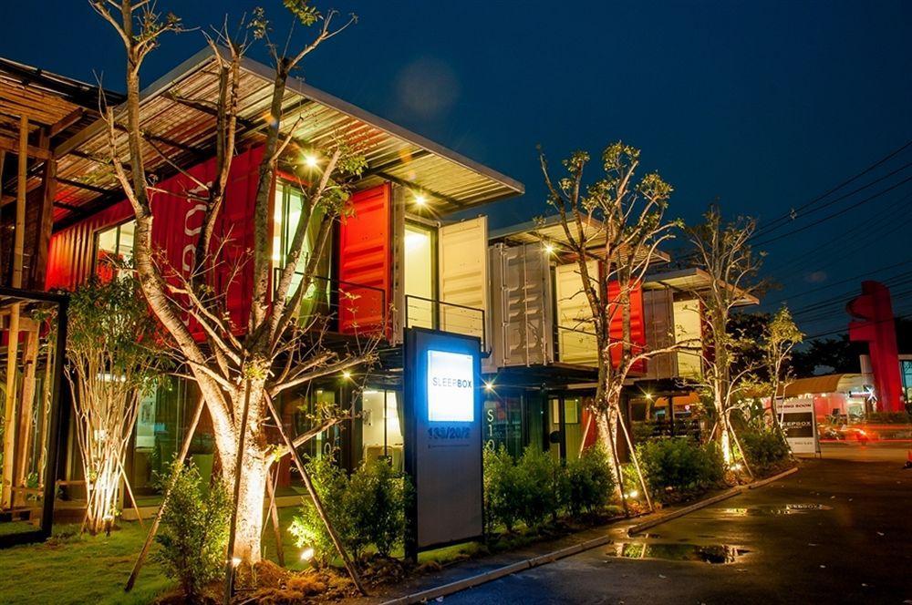 Sleepbox Chiangmai Hotel チエンマイ エクステリア 写真