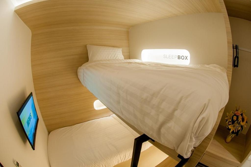 Sleepbox Chiangmai Hotel チエンマイ 部屋 写真